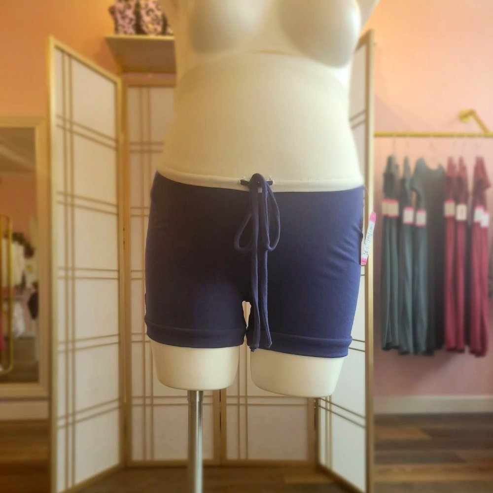 Maternity Solid Waist Band Shorts: Blue